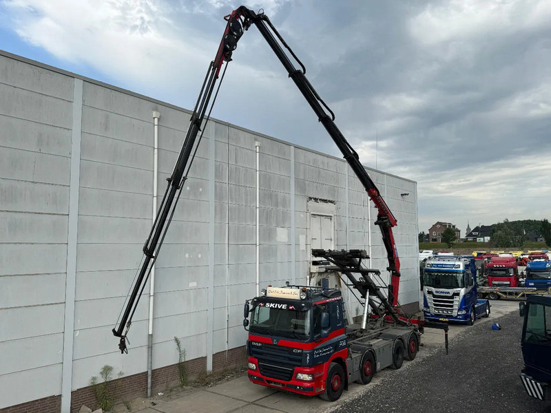 DAF CF 85.460 8X2 + YEAR 2016 HMF CRANE 2620-K4 + FLYJIB + WINCH + REMOTE - Camión grúa: foto 3 DAF CF 85.460 8X2 + YEAR 2016 HMF CRANE 2620-K4 + FLYJIB + WINCH + REMOTE - Camión grúa: foto 3