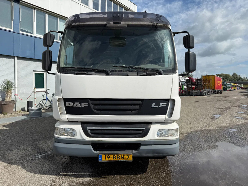 DAF LF 55.220 6X2 + GEESINKNORBA GPM III v 14L22 / SPLIT - Camión de basura: foto 2 DAF LF 55.220 6X2 + GEESINKNORBA GPM III v 14L22 / SPLIT - Camión de basura: foto 2
