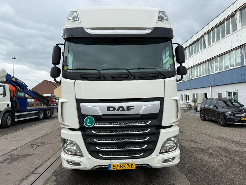 DAF XF 480 6X2 + 2 AXLE HANGER + TRS COOLING + DHOLLANDIA LIFT (2x) - Frigorífico camión: foto 2 DAF XF 480 6X2 + 2 AXLE HANGER + TRS COOLING + DHOLLANDIA LIFT (2x) - Frigorífico camión: foto 2