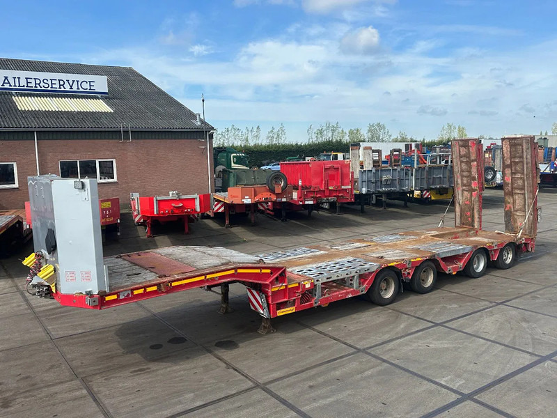 Faymonville F-S44-1AAA 4 AXLE, 2 STEERING AXLE, 7.9 METER EXTENADABLE DOUBLE RAMPS - Góndola rebajadas semirremolque: foto 1 Faymonville F-S44-1AAA 4 AXLE, 2 STEERING AXLE, 7.9 METER EXTENADABLE DOUBLE RAMPS - Góndola rebajadas semirremolque: foto 1