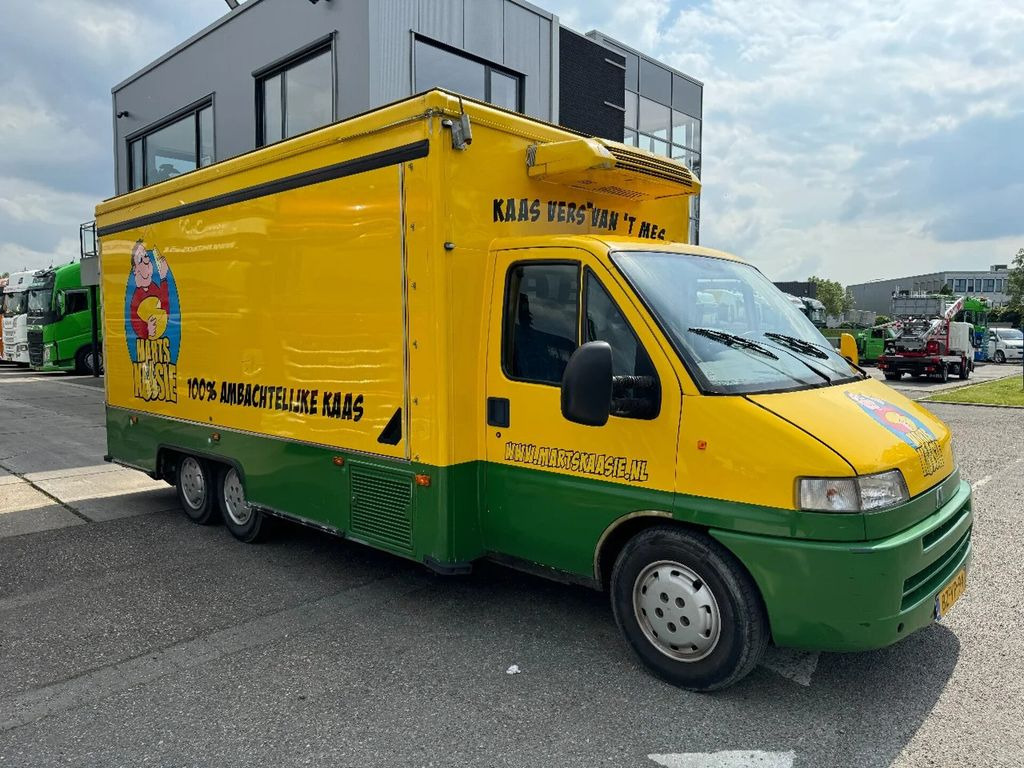 Fiat Ducato THERMO KING FRIGO MANUAL SALE/VERKAUF - Camión tienda, Vehículo comercial ligero: foto 5 Fiat Ducato THERMO KING FRIGO MANUAL SALE/VERKAUF - Camión tienda, Vehículo comercial ligero: foto 5