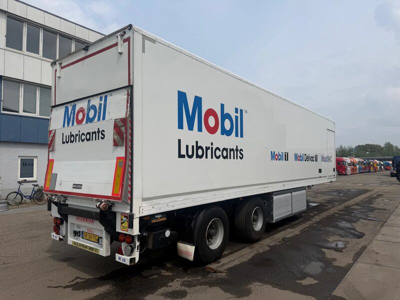 Groenewegen DRO-14-20 B 2 AXLE BPW +TANK INSTALLATIE + 20 TON DHOLLANDIA LIFT - Caja cerrada semirremolque: foto 4 Groenewegen DRO-14-20 B 2 AXLE BPW +TANK INSTALLATIE + 20 TON DHOLLANDIA LIFT - Caja cerrada semirremolque: foto 4