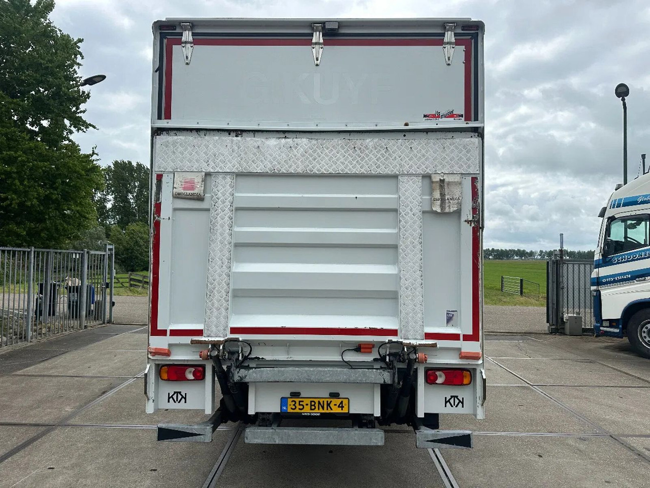 Camión caja cerrada Iveco ML 150 -220, DHOLLANDIA LIFT, BOX 760X250X250 CM: foto 8