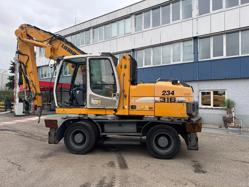 Liebherr A 316 LITRONIC CABIN HIGH CE - Manipulador de materiales: foto 3 Liebherr A 316 LITRONIC CABIN HIGH CE - Manipulador de materiales: foto 3