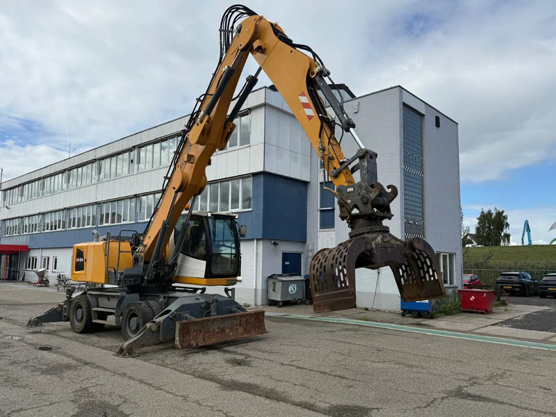 Liebherr LH 24 M LITRONIC DUTCH REGISTRATION LANDBOUW KENTEKEN - Manipulador de materiales: foto 1 Liebherr LH 24 M LITRONIC DUTCH REGISTRATION LANDBOUW KENTEKEN - Manipulador de materiales: foto 1