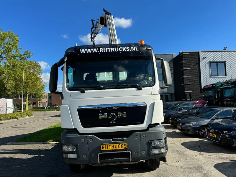 MAN TGS 26.400 6X4 HIAB 166D + REMOTE CONTROL + 2 WAYS KIPPER TÜV TILL 07-2025 - Volquete camión, Camión grúa: foto 3 MAN TGS 26.400 6X4 HIAB 166D + REMOTE CONTROL + 2 WAYS KIPPER TÜV TILL 07-2025 - Volquete camión, Camión grúa: foto 3