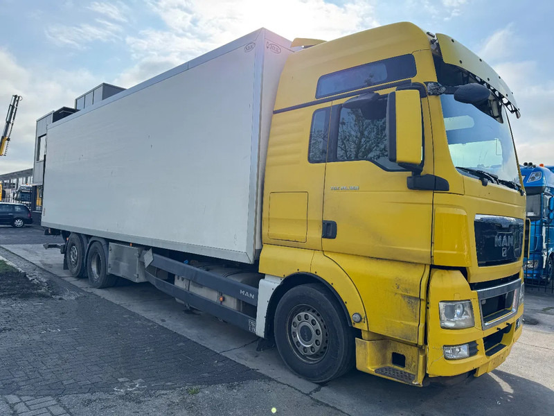 MAN TGX 26.360 6X2 - EURO 5 + ZEPRO LIFT + LIFT/STEERING AXLE - Camión caja cerrada: foto 3 MAN TGX 26.360 6X2 - EURO 5 + ZEPRO LIFT + LIFT/STEERING AXLE - Camión caja cerrada: foto 3