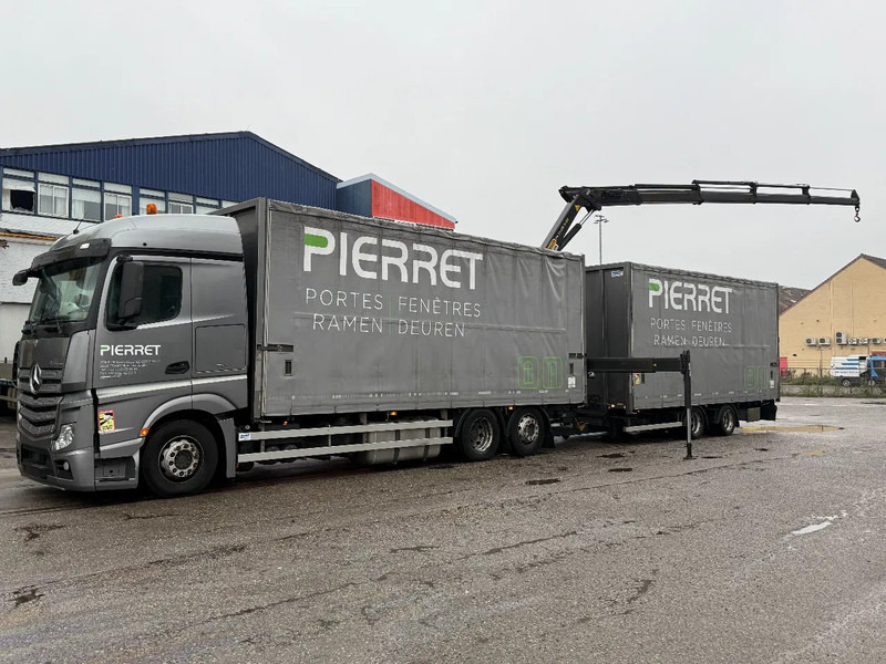 Mercedes-Benz Actros 2645 PALFINGER PK 19 + REMOTE CONTROL + ROYEN HANGER COMPLETE 2017! - Camión grúa: foto 1 Mercedes-Benz Actros 2645 PALFINGER PK 19 + REMOTE CONTROL + ROYEN HANGER COMPLETE 2017! - Camión grúa: foto 1
