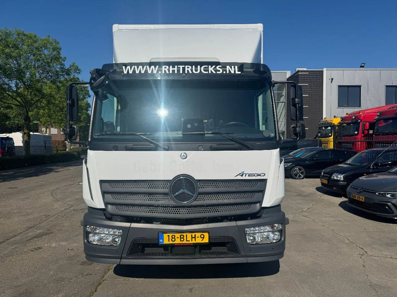 Mercedes-Benz Atego 1224 4X2 EURO 6 CARGOLOCK BOX TÜV 09-2025 - Camión caja cerrada: foto 2 Mercedes-Benz Atego 1224 4X2 EURO 6 CARGOLOCK BOX TÜV 09-2025 - Camión caja cerrada: foto 2