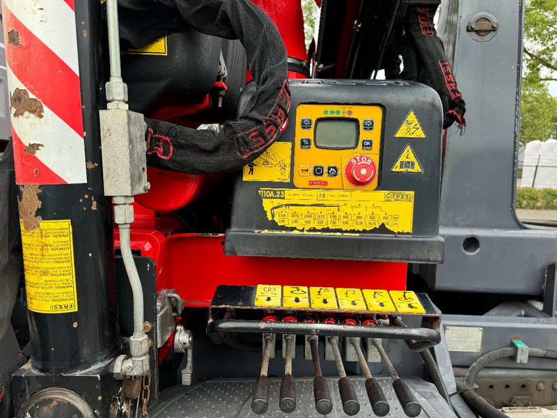 Multibasculante camión, Camión grúa Mercedes-Benz LS 1923 ATEGO + 2011 FASSI F110 + 2011 VDS HOOKLIFT: foto 20 Multibasculante camión, Camión grúa Mercedes-Benz LS 1923 ATEGO + 2011 FASSI F110 + 2011 VDS HOOKLIFT: foto 20