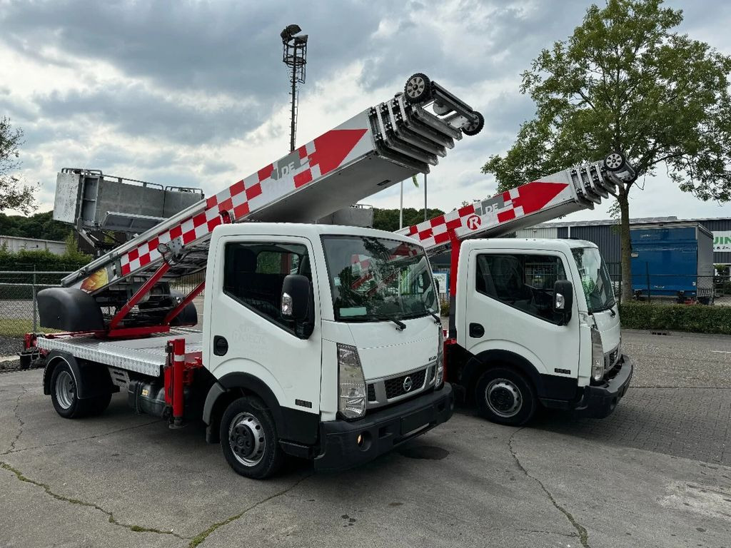 Nissan 3X UNIT CABSTAR 35.13 EURO 6 + LIFT 25 METER + R - Camión con plataforma elevadora: foto 1 Nissan 3X UNIT CABSTAR 35.13 EURO 6 + LIFT 25 METER + R - Camión con plataforma elevadora: foto 1