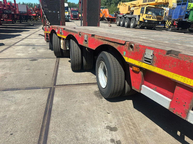 Nooteboom MCO-48-03 FORCED STEERING, 3,5 M EXTENDABLE, LIFTING DECK, WINCH, DUBBLE HYDRAULIC RAMPS - Góndola rebajadas semirremolque: foto 4 Nooteboom MCO-48-03 FORCED STEERING, 3,5 M EXTENDABLE, LIFTING DECK, WINCH, DUBBLE HYDRAULIC RAMPS - Góndola rebajadas semirremolque: foto 4
