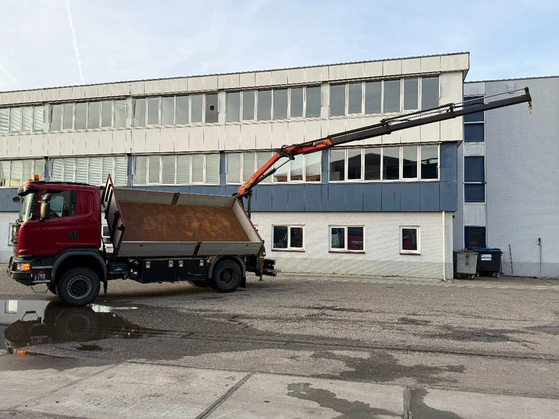 Scania G370 4X4 EURO 6 + 3-SIDE TIPPER + PALFINGER PK9002 + REMOTE - Volquete camión, Camión grúa: foto 3 Scania G370 4X4 EURO 6 + 3-SIDE TIPPER + PALFINGER PK9002 + REMOTE - Volquete camión, Camión grúa: foto 3