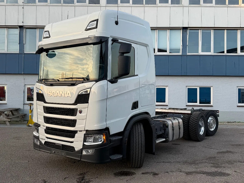 Scania R500 NGS 6X2 - ONLY 205.204 KM + STEERING & LIFTING AXLE - Chasis camión: foto 1 Scania R500 NGS 6X2 - ONLY 205.204 KM + STEERING & LIFTING AXLE - Chasis camión: foto 1