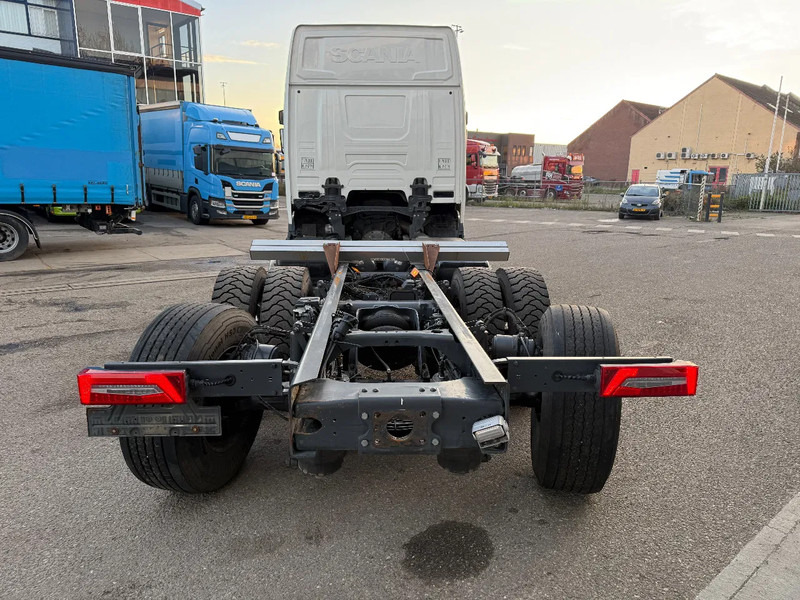 Scania R500 NGS 6X2 - ONLY 205.204 KM + STEERING & LIFTING AXLE - Chasis camión: foto 5 Scania R500 NGS 6X2 - ONLY 205.204 KM + STEERING & LIFTING AXLE - Chasis camión: foto 5