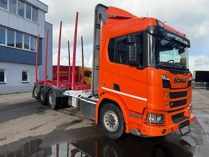 Scania R650 V8 XT 8X4 INTARDER, LAST AXLE LIFT AND STEERING - Camión forestal: foto 3 Scania R650 V8 XT 8X4 INTARDER, LAST AXLE LIFT AND STEERING - Camión forestal: foto 3