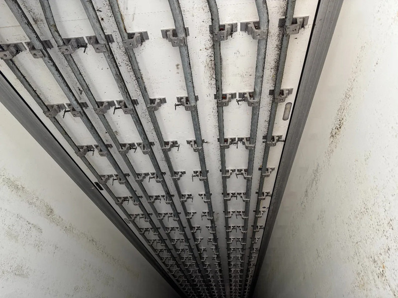 Schmitz Cargobull SCB S3B, MEAT RAILS, FLEISCH HAKEN HANGWERK! SCHMITZ TKM 2019 D/E - Frigorífico semirremolque: foto 5 Schmitz Cargobull SCB S3B, MEAT RAILS, FLEISCH HAKEN HANGWERK! SCHMITZ TKM 2019 D/E - Frigorífico semirremolque: foto 5