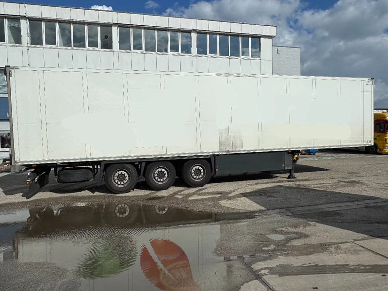 Schmitz Cargobull SCB*S3B THERMO KING SLX 300E TÜV TILL 03-2026 - Frigorífico semirremolque: foto 5 Schmitz Cargobull SCB*S3B THERMO KING SLX 300E TÜV TILL 03-2026 - Frigorífico semirremolque: foto 5