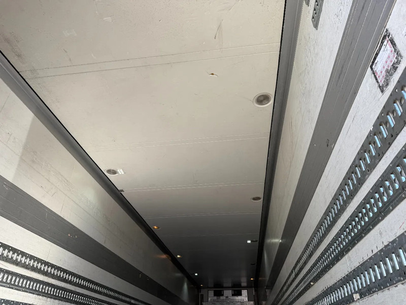 Frigorífico semirremolque Schmitz Cargobull SKO24 + CARRIER VECTOR 1800 D&E + DHOLLANDIA LIFT: foto 9