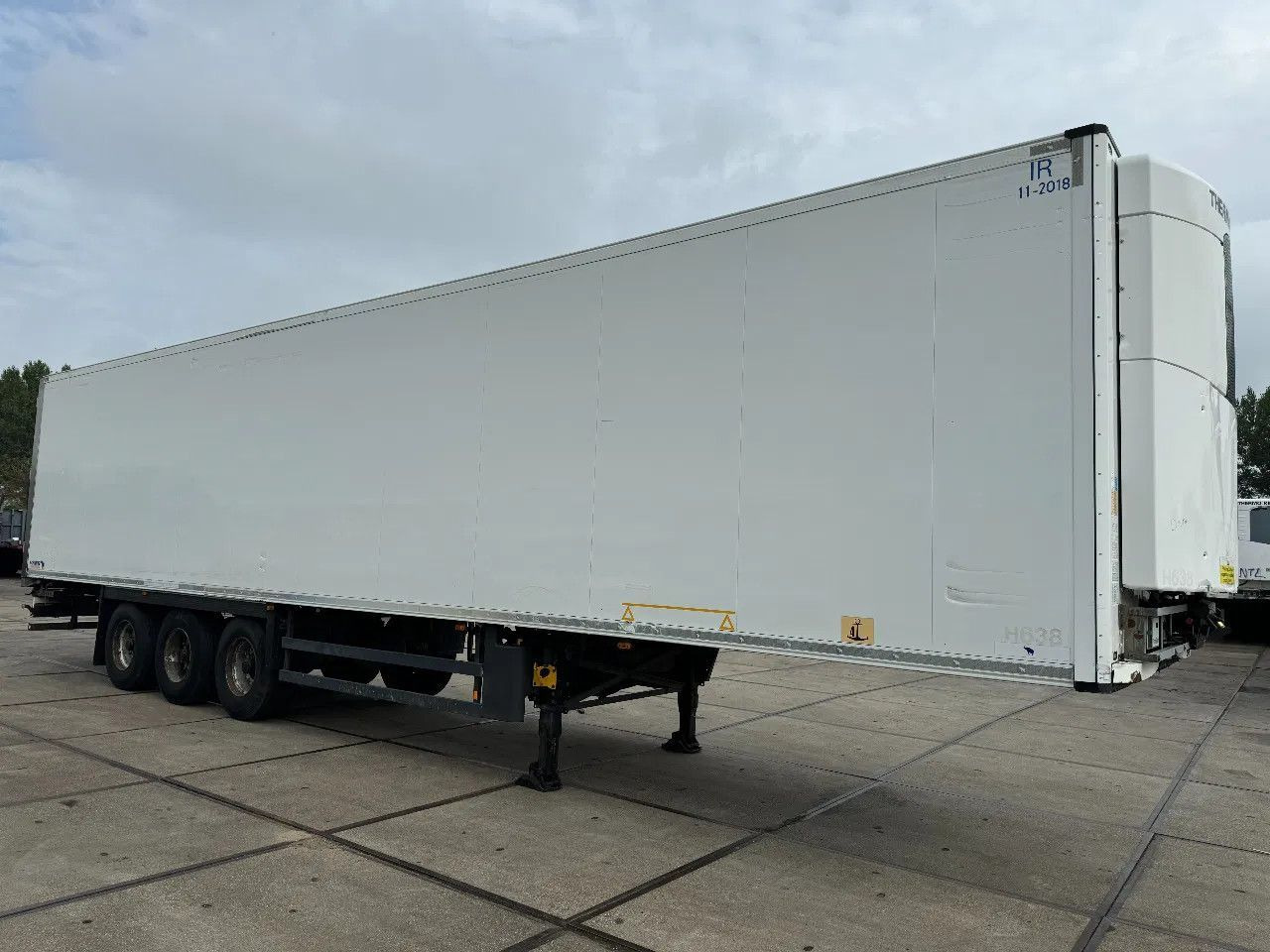 Schmitz Cargobull THERMO KING SLXE200 BPW AXLE Schmitz Cargobull THERMO KING SLXE200 BPW AXLE - Frigorífico semirremolque: foto 4 Schmitz Cargobull THERMO KING SLXE200 BPW AXLE Schmitz Cargobull THERMO KING SLXE200 BPW AXLE - Frigorífico semirremolque: foto 4