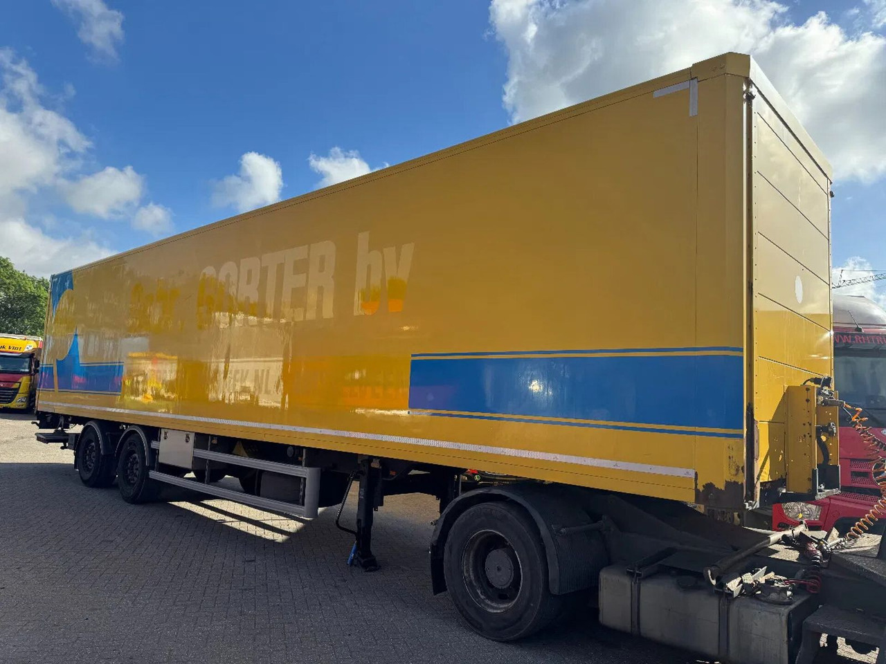 System Trailer TFSH 18 TRPLY - 2 AXLE SAF + STEE - Caja cerrada semirremolque: foto 1 System Trailer TFSH 18 TRPLY - 2 AXLE SAF + STEE - Caja cerrada semirremolque: foto 1