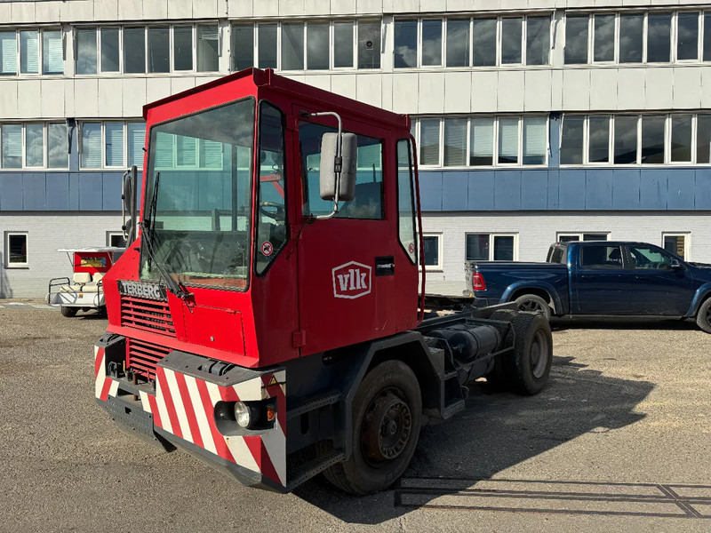 Terberg TT17 TT17 HUB REDUCTION - Tractor industrial: foto 1 Terberg TT17 TT17 HUB REDUCTION - Tractor industrial: foto 1