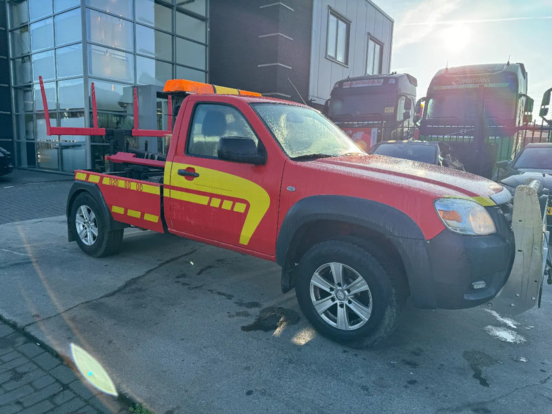 Mazda BT-50 4X4 + TOW TRUCK + DOUBLE WINCH + REMOTE - Vehículo comercial ligero: foto 3 Mazda BT-50 4X4 + TOW TRUCK + DOUBLE WINCH + REMOTE - Vehículo comercial ligero: foto 3