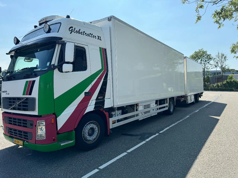 Volvo FH 12.420 4X2 EURO 3+ BURG HANGER + THERMO KING + DHOLLANDIA LIFT - Frigorífico camión: foto 2 Volvo FH 12.420 4X2 EURO 3+ BURG HANGER + THERMO KING + DHOLLANDIA LIFT - Frigorífico camión: foto 2