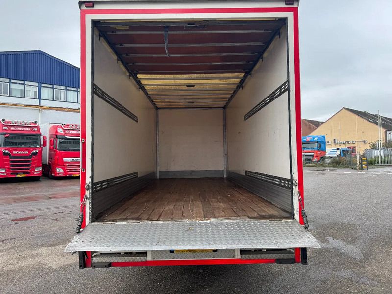 Camión caja cerrada Volvo FL 12.240 4X2 EURO 5 CLOSED BOX TÜV TILL 12-2026: foto 9 Camión caja cerrada Volvo FL 12.240 4X2 EURO 5 CLOSED BOX TÜV TILL 12-2026: foto 9