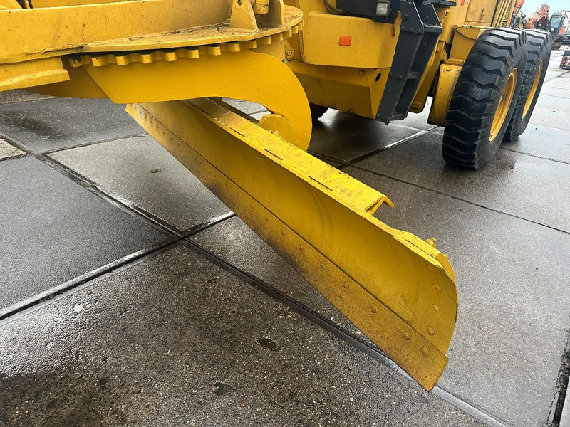 Grader Volvo G 930: foto 6 Grader Volvo G 930: foto 6