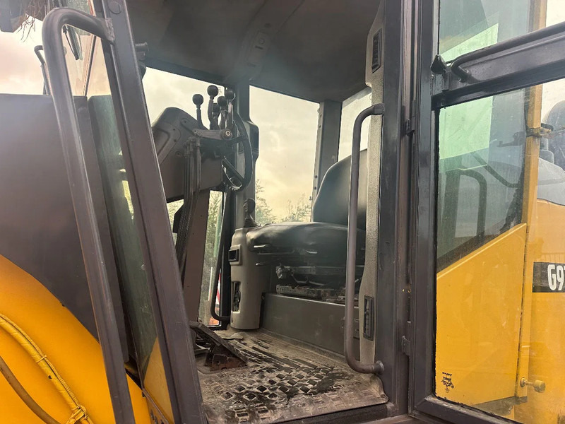 Grader Volvo G 930: foto 12 Grader Volvo G 930: foto 12