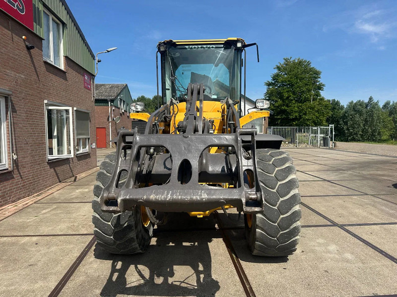 Volvo L60H , CE, 31359 HOURS, AUXILIARY HYDRAULICS, AIR CONDITIONER - Cargadora: foto 3 Volvo L60H , CE, 31359 HOURS, AUXILIARY HYDRAULICS, AIR CONDITIONER - Cargadora: foto 3