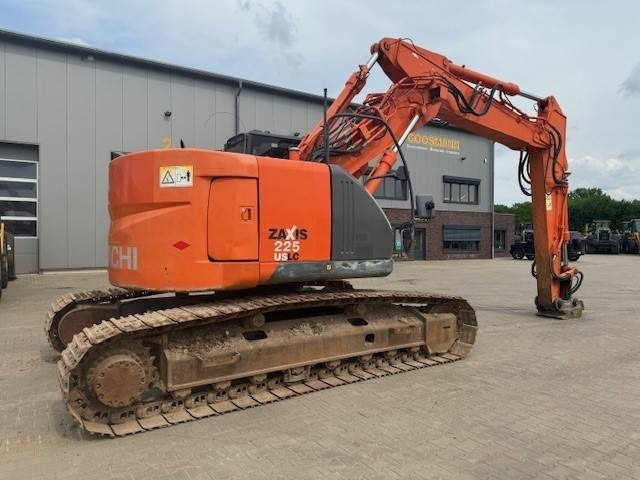 HITACHI ZX 225USLC-3 - Excavadora de cadenas: foto 1 HITACHI ZX 225USLC-3 - Excavadora de cadenas: foto 1