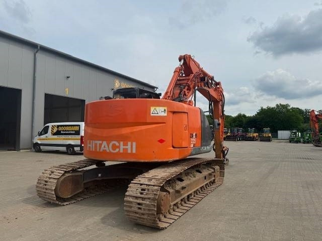 HITACHI ZX 225USLC-3 - Excavadora de cadenas: foto 5 HITACHI ZX 225USLC-3 - Excavadora de cadenas: foto 5