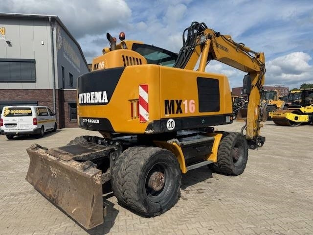 HYDREMA MX16 - Excavadora de ruedas: foto 1 HYDREMA MX16 - Excavadora de ruedas: foto 1