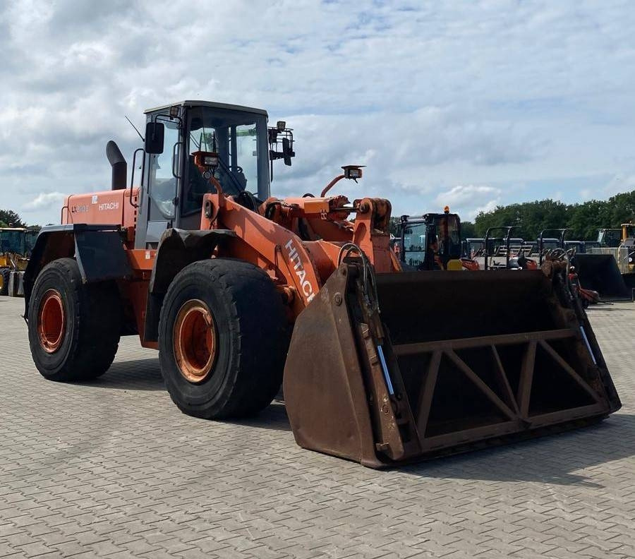 Hitachi LX 210 E  - Cargadora de ruedas: foto 1 Hitachi LX 210 E  - Cargadora de ruedas: foto 1