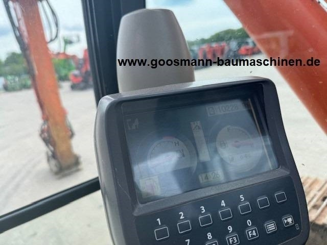 Excavadora de cadenas Hitachi ZX 225 US LC-3: foto 11
