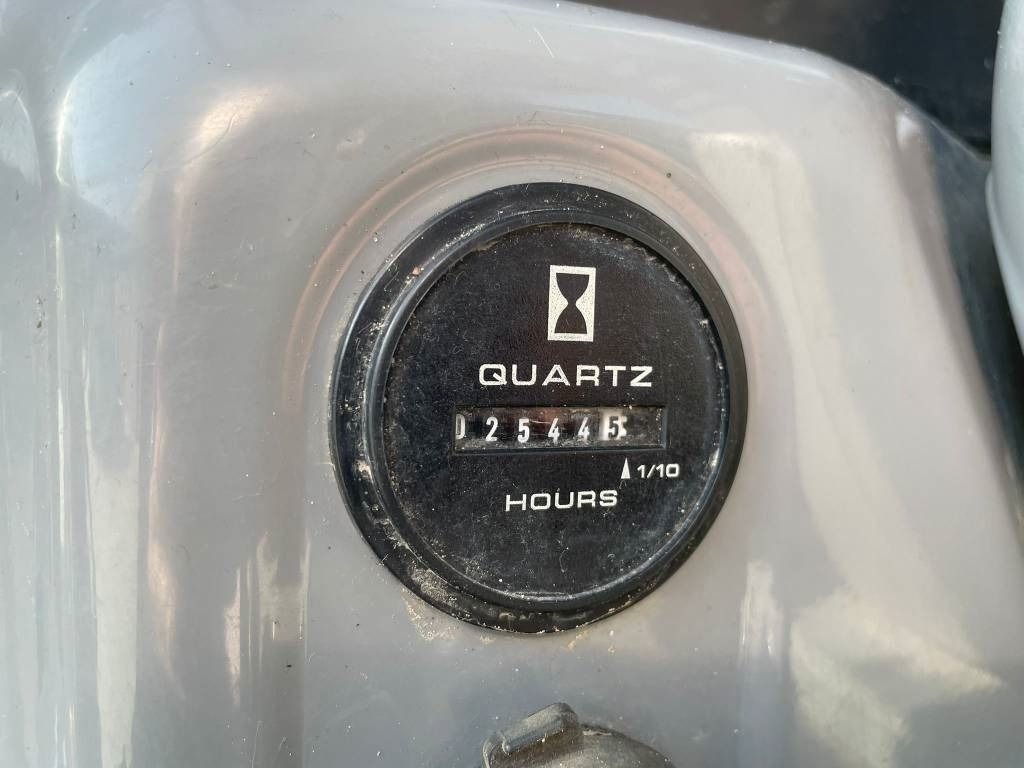 New Holland E 29 B SR - Miniexcavadora: foto 5 New Holland E 29 B SR - Miniexcavadora: foto 5