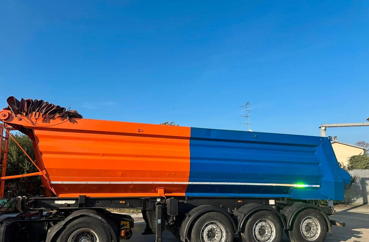 Semirimorchio ribaltabile Adige - Volquete semirremolque: foto 4 Semirimorchio ribaltabile Adige - Volquete semirremolque: foto 4