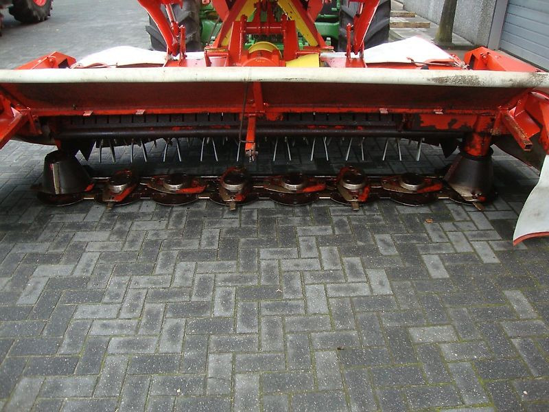 Kuhn FC 313 F - Segadora: foto 4 Kuhn FC 313 F - Segadora: foto 4
