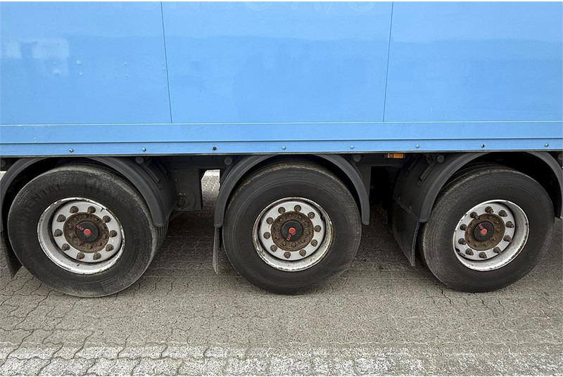 Caja cerrada semirremolque KEL-BERG 34 pl. MEGA: foto 10 Caja cerrada semirremolque KEL-BERG 34 pl. MEGA: foto 10