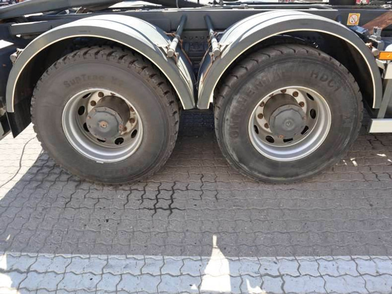 Camión con equipo de cable Mercedes-Benz Arocs 2643 euro 6: foto 6