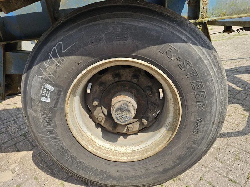 Portacontenedore/ Intercambiable semirremolque Fruehauf 2 axle - Steelspring - widespread: foto 9 Portacontenedore/ Intercambiable semirremolque Fruehauf 2 axle - Steelspring - widespread: foto 9