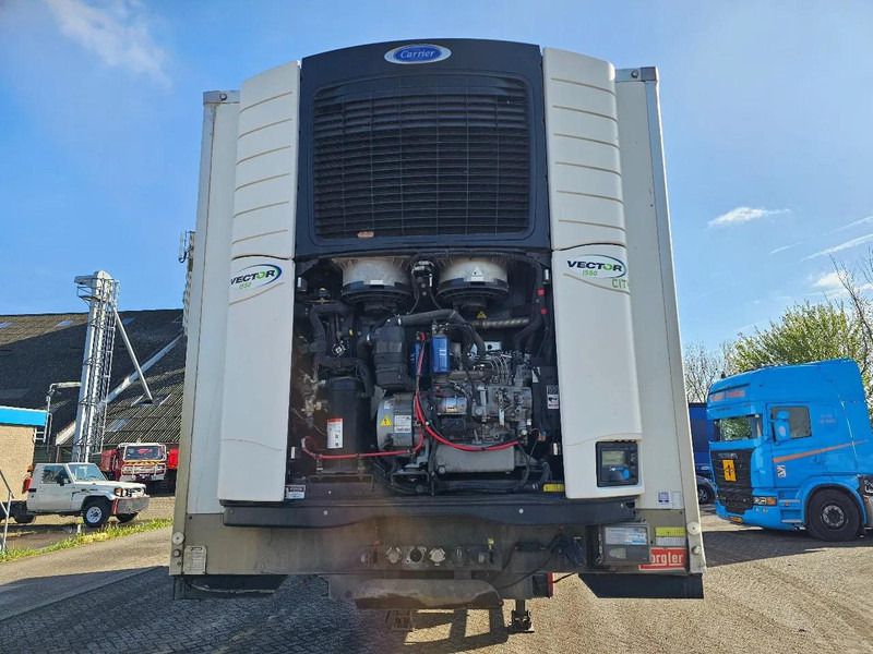 Fruehauf FSRMS4 Fruehauf FSRMS4 Koel/Vries Oplegger 2015 – 1 As – BPW – Luchtvering – 19.5 Ton - Frigorífico semirremolque: foto 2 Fruehauf FSRMS4 Fruehauf FSRMS4 Koel/Vries Oplegger 2015 – 1 As – BPW – Luchtvering – 19.5 Ton - Frigorífico semirremolque: foto 2
