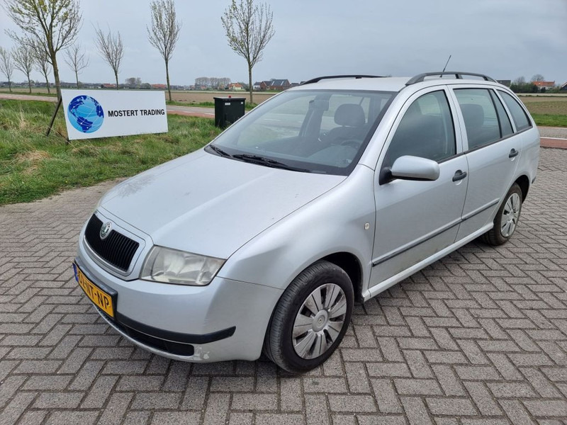 Coche Škoda Fabia 1.4 MPI: foto 1