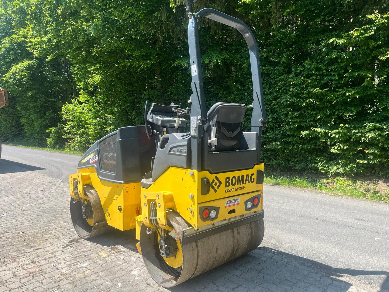 BOMAG BW 120 AD-5 - Mini compactadora: foto 5 BOMAG BW 120 AD-5 - Mini compactadora: foto 5