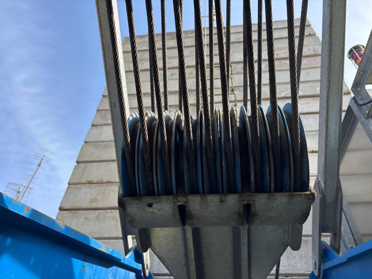 Grúa CONDECTA 4312: foto 10