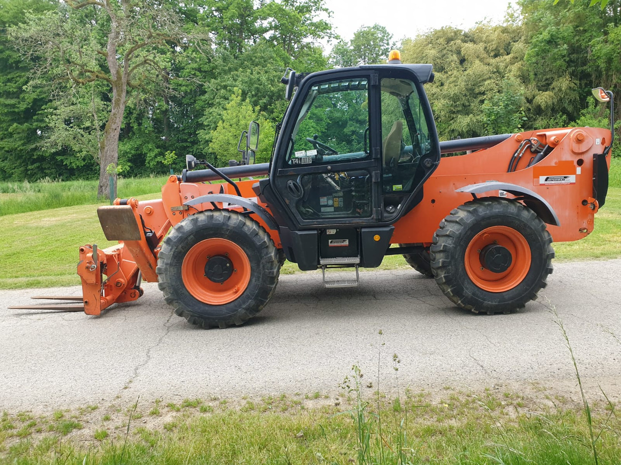 JCB 540-140 - Manipulador telescópico: foto 1 JCB 540-140 - Manipulador telescópico: foto 1