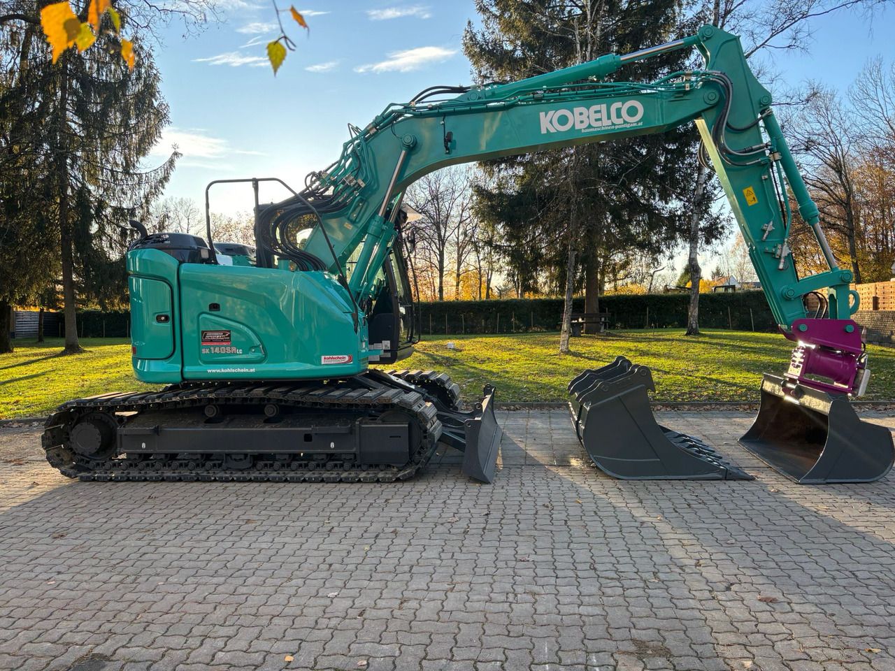 KOBELCO SK 140 SRLC-7 - Excavadora de cadenas: foto 2 KOBELCO SK 140 SRLC-7 - Excavadora de cadenas: foto 2