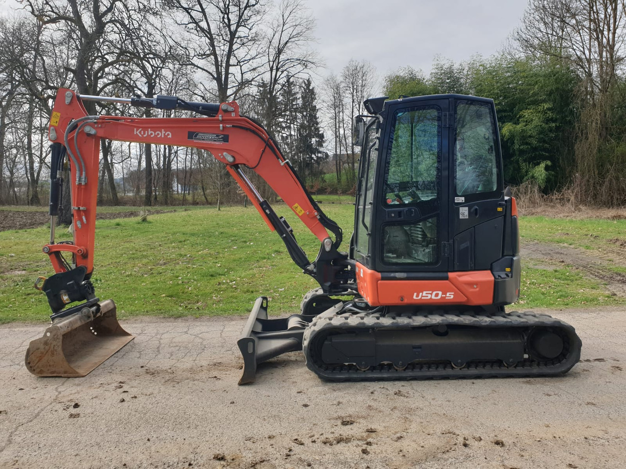 KUBOTA U 50-5 - Miniexcavadora: foto 1 KUBOTA U 50-5 - Miniexcavadora: foto 1